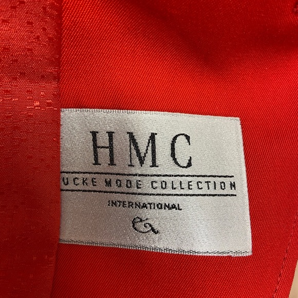 HUCKE MODE COLLECTION HMC FOR WOMEN FASHIONABLE RED BLAZER SIZE 4 to 6 - Picture 7 of 7
